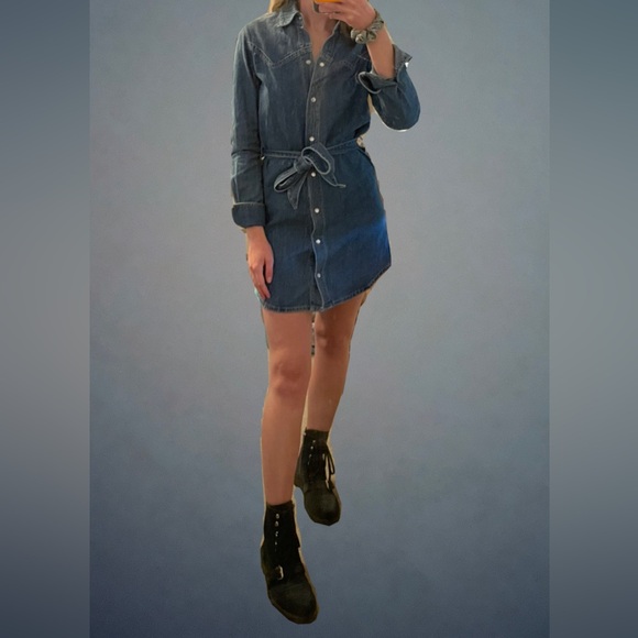 Reformation Wesley Dress - Picture 2 of 4